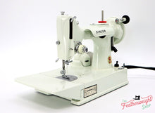 Load image into Gallery viewer, Singer Featherweight 221K Sewing Machine, WHITE EV958***
