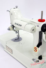 Load image into Gallery viewer, Singer Featherweight 221K Sewing Machine, WHITE EV958***
