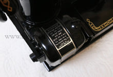 Load image into Gallery viewer, Singer Featherweight 222K Sewing Machine, RED "S" ER0230**
