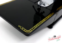 Load image into Gallery viewer, Singer Featherweight 222K Sewing Machine EM238***
