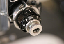 Load image into Gallery viewer, Singer Featherweight 222K Sewing Machine EN137***
