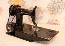 Load image into Gallery viewer, Singer Featherweight 221 Sewing Machine, AK765***
