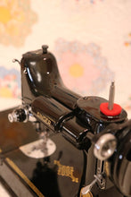 Load image into Gallery viewer, Singer Featherweight 221 Sewing Machine, AK765***
