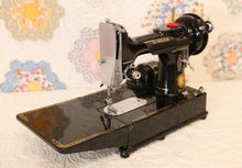Load image into Gallery viewer, Singer Featherweight 222K Sewing Machine EK329***
