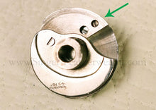 Load image into Gallery viewer, Screw, Pivot Mounting For Gib Hook, Singer Featherweight (Vintage Original)
