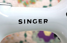 Load image into Gallery viewer, Singer Featherweight 221K Sewing Machine, WHITE EV957***
