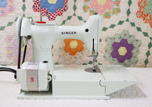 Load image into Gallery viewer, Singer Featherweight 221K Sewing Machine, WHITE EV903***
