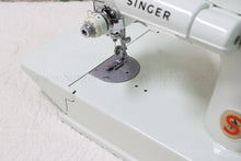Load image into Gallery viewer, Singer Featherweight 221K Sewing Machine, WHITE EV903***
