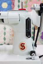 Load image into Gallery viewer, Singer Featherweight 221K Sewing Machine, WHITE EV903***
