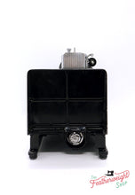 Load image into Gallery viewer, Singer Featherweight 222K Sewing Machine EL185***
