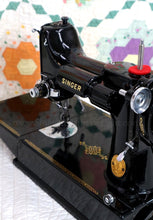 Load image into Gallery viewer, Singer Featherweight 221 Sewing Machine, Rare BLACKSIDE AG012***
