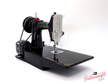 Load image into Gallery viewer, Singer Featherweight 221 1954 - AL690***
