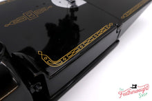 Load image into Gallery viewer, Singer Featherweight 221 1954 - AL690***
