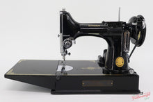 Load image into Gallery viewer, Singer Featherweight 221K Sewing Machine, EH142***
