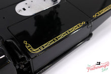 Load image into Gallery viewer, Singer Featherweight 222K 1953 - EJ268***
