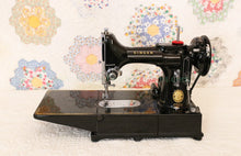 Load image into Gallery viewer, Singer Featherweight 222K Sewing Machine EJ9130**
