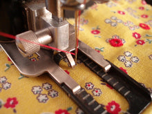 Load image into Gallery viewer, Eyelet Cam for the Singer Buttonholer (NEW)
