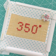 Load image into Gallery viewer, AURIFLOSS, 6 Strand Cotton Aurifil Embroidery Floss Thread - LIGHT JADE
