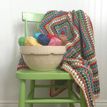 Load image into Gallery viewer, Crochet Chunky Thread by Lori Holt, 50gm FROSTING
